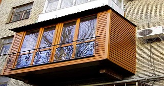 Внешняя отделка балкона Комсомольск-на-Амуре цена от 1058 руб. м/2.