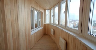 Отделка, остекление, утепление балконов в Комсомольске-на-Амуре от 212 руб. м/2.